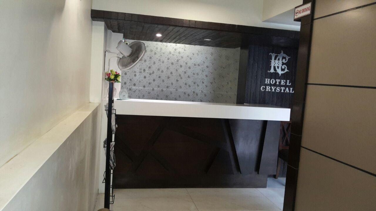 Hotel Crystal Vadodara Bagian luar foto